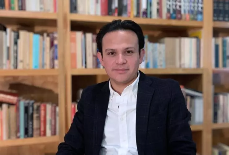 Novela del mexicano Juan Rivera Arroyo gana el Premio Vargas Llosa