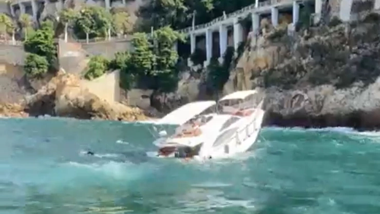 Yate hundido en La Quebrada Acapulco 2024