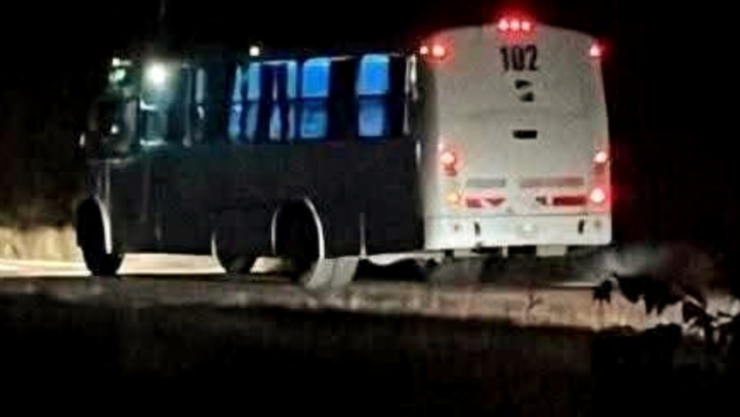 Desaparecen chofer y pasajeros en San Luis Potosí