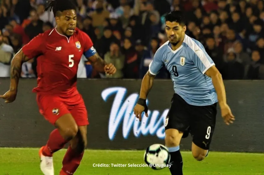 13 Luis Suarez.jpg