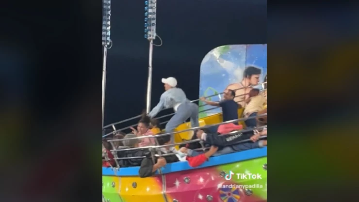Perreo en la feria