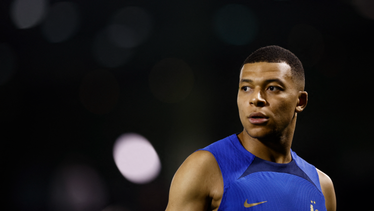 Kylian Mbappé en el entrenamiento de Francia