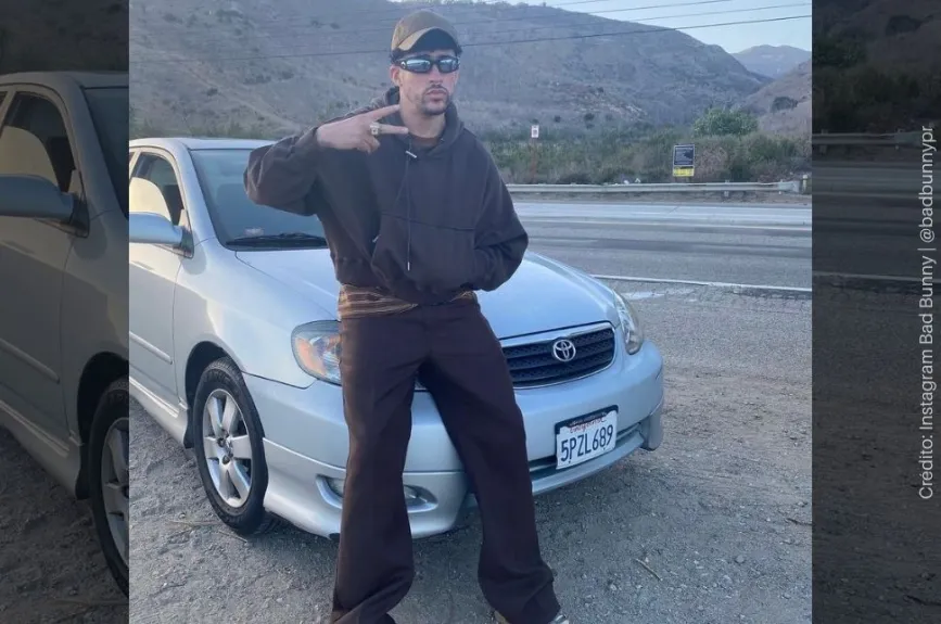 Bad Bunny Auto.jpg