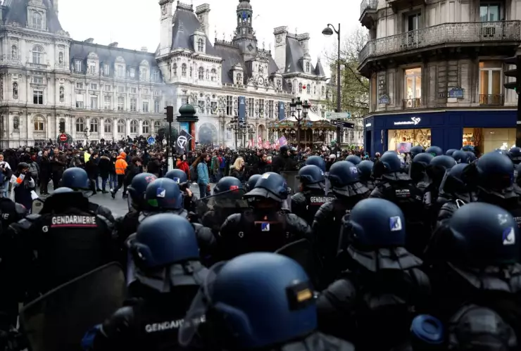 Reforma de pensiones en Francia genera protestas