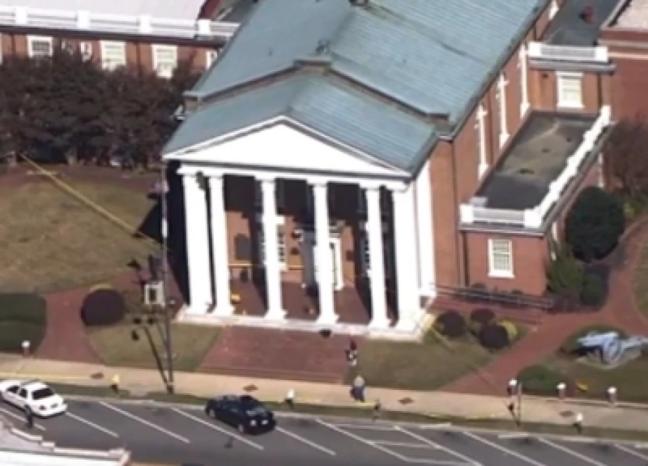 Autoridades de Carolina del Norte, reportaron un tiroteo en el edificio de tribunales del condado Nash, a 80 kilómetros al este de Raleigh.