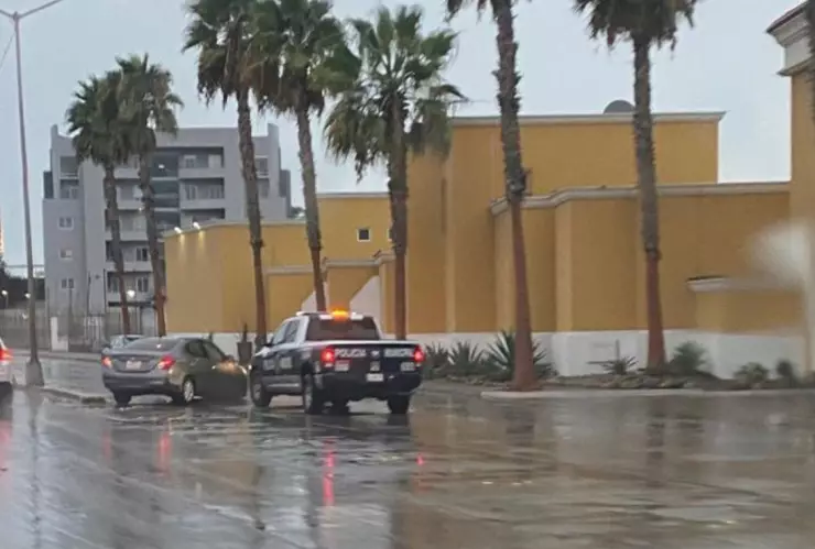 Reportan al menos 10 accidentes de tránsito durante las primeras lluvias por tormenta tropical Kay.