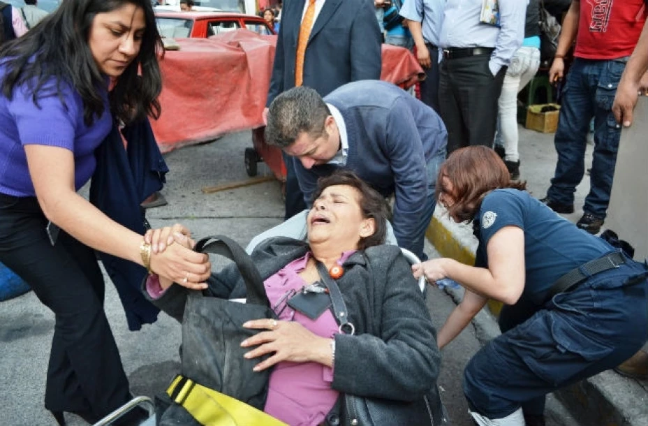 Lesionados en explosión de Pemex