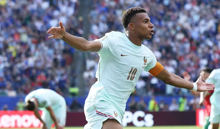 Árbitro argentino penal Francia