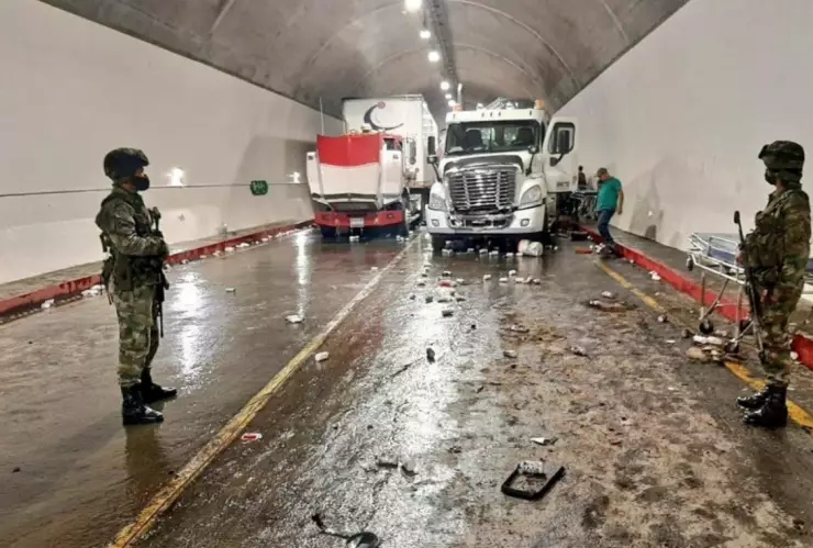 Colombia choque túnel