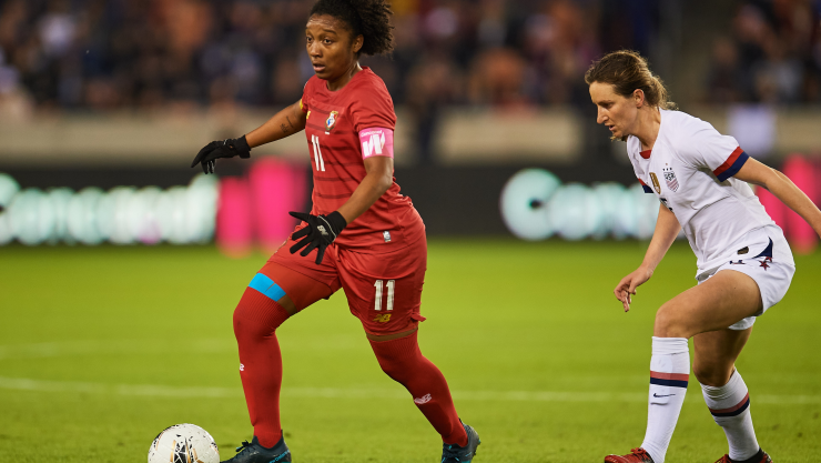 Marta Cox con Panamá Femenil vs Estados Unidos