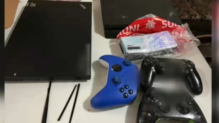 roban dos veces una casa.jpg