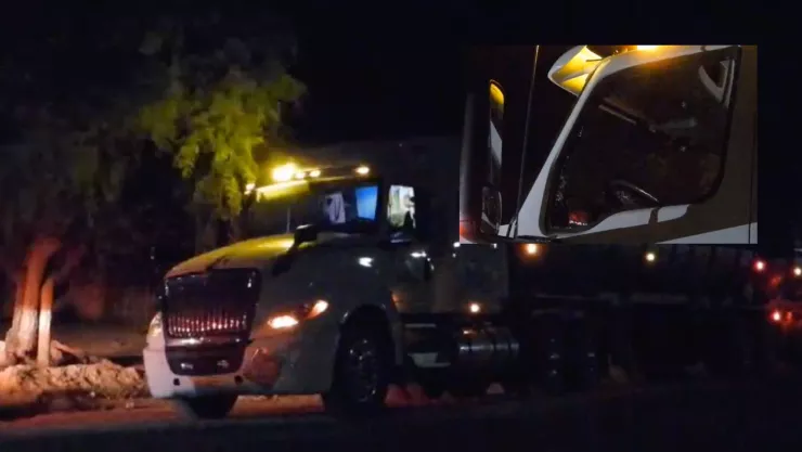 Conductor de tráiler es herido a pedradas; intentaron asaltarlo en la Carretera a Coyotes en Aguascalientes hoy 13 de marzo