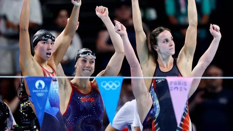 Estados Unidos récord mundial relevos femenil Juegos Olímpicos París 2024