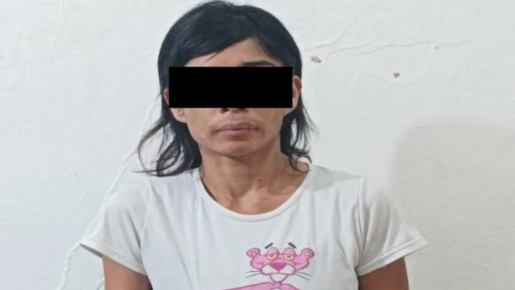 Detienen a mujer tras ser captada golpeando a su bebé de 9 meses en Villahermosa, Tabasco
