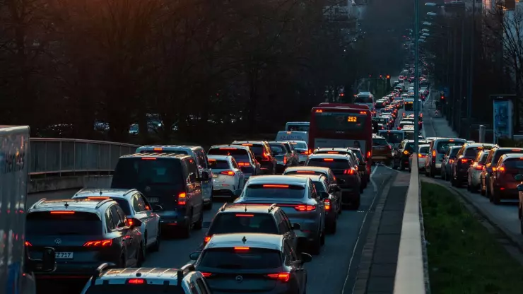 Tráfico Ciudad Juárez por el fin de las vacaciones.jpg