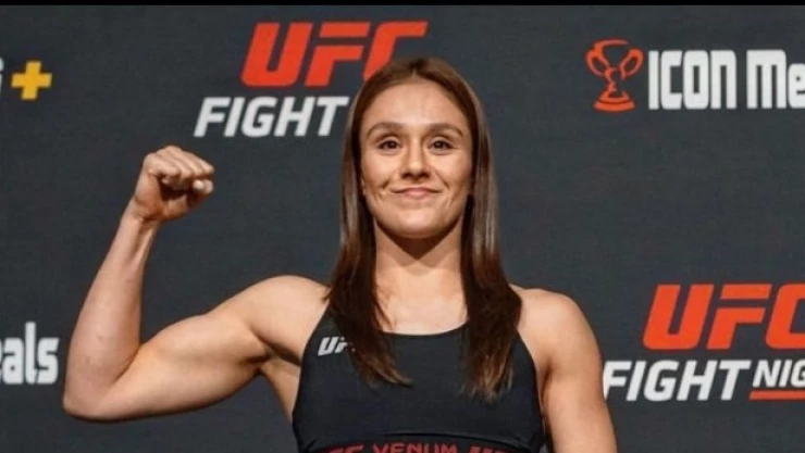 Alexa Grassvo vs Shevchenko pelea UFC 285.jpg