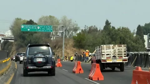 Afectaciones en autopista Chamapa-Lechería hoy viernes 13 de febrero.
