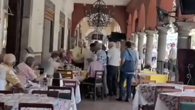 Ex secretario de Salud de Javier Duarte y empresario se confrontan en Córdoba; así los captaron