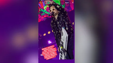 Aleks Syntek anuncia que dejará México a través de redes