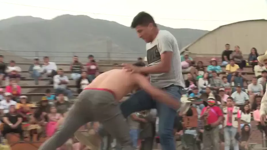 Takanakuy, una forma de celebrar la Navidad con golpes