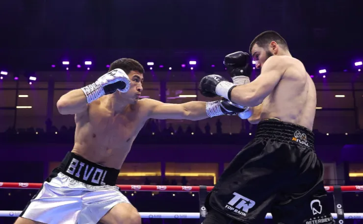 Dmitry Bivol vs Artur Beterbiev