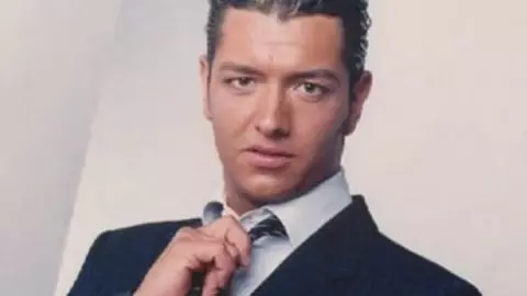 actor carlos peniche.