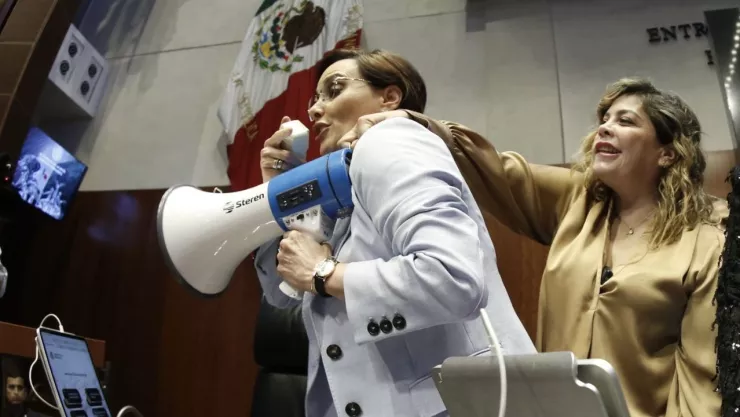 Senadoras de la 4T le apagan el megáfono a Téllez en plena sesión