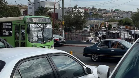 Cuerpo en estacionamiento de La Presa