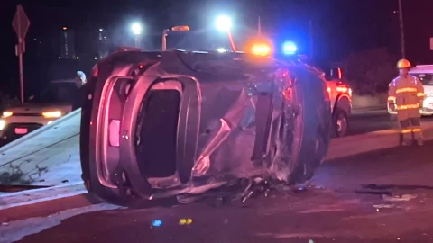 auto volcado en Libramiento Morelos