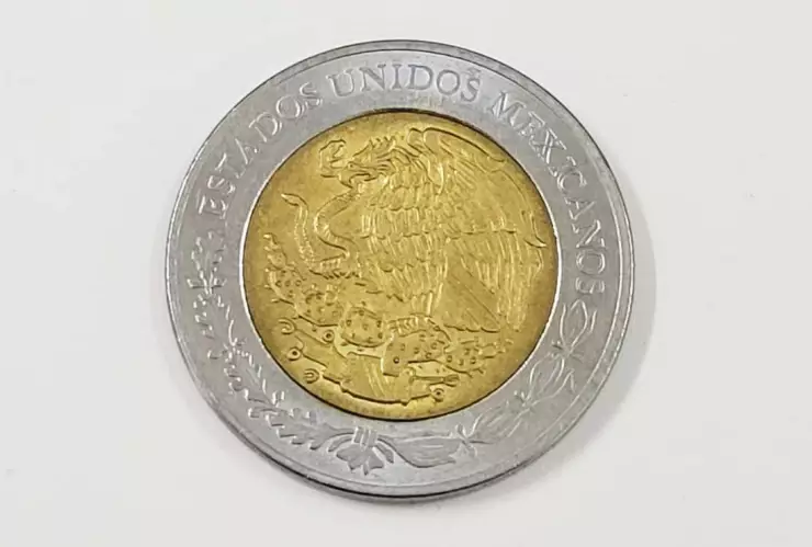 moneda de 5 pesos se vende en medio millon