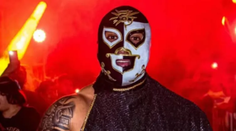 forastero-aaa-prefirio-lucha-libre-beisbol.jpg