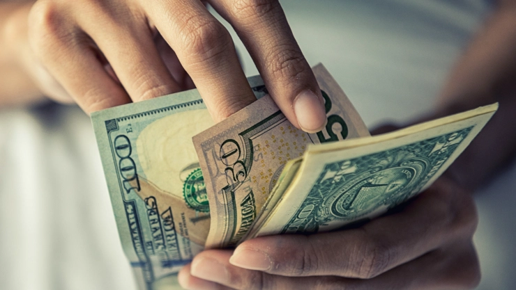El pago extra que recibirán los trabajadores en Estados Unidos