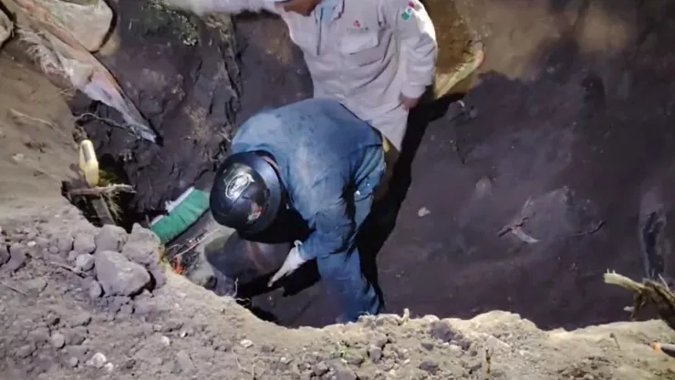 Con un mega túnel, Pemex encuentra toma clandestina a un ducto en Azcapotzalco