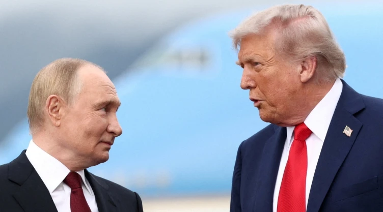 Donald Trump pausa paquete de sanciones económicas contra Rusia