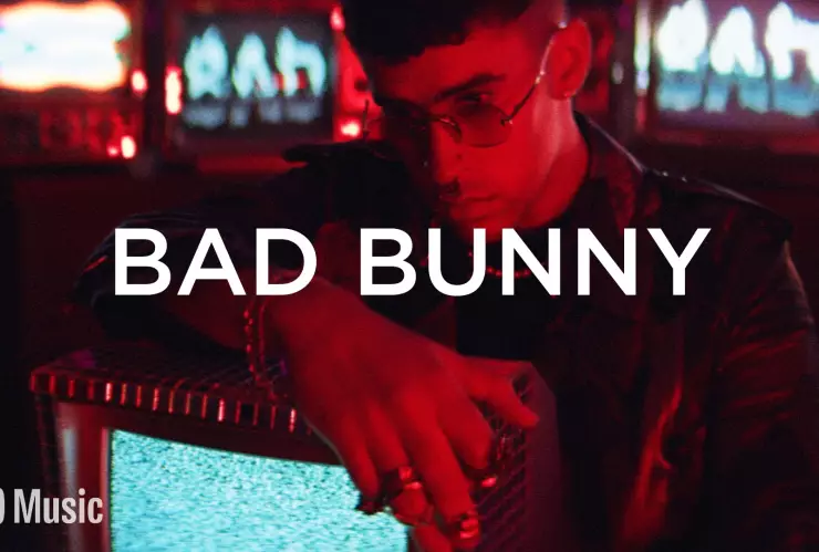 BadBunny-21.jpg