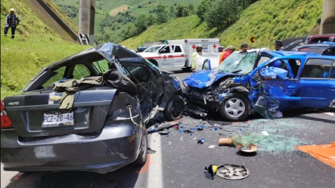 ACCIDENTE MUERTOS MEXICO TUXPAN HUAUCHINANGO DOM 13 JULIO