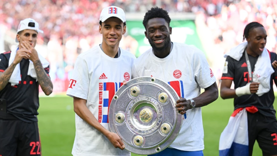 Alphonso Davies en la mira del Real Madrid