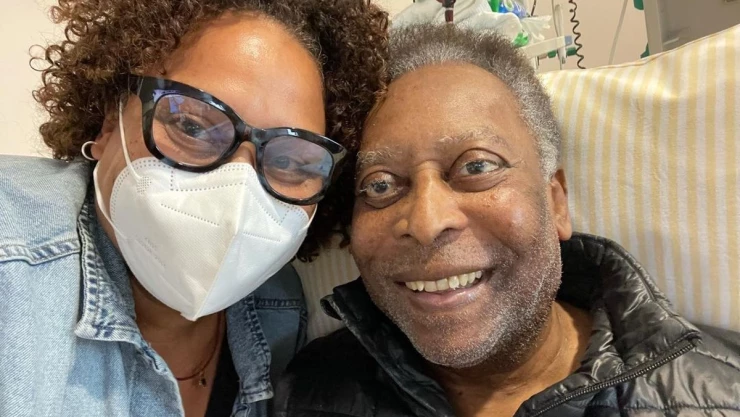 Pelé terapia intensiva hospital Brasil .jpg