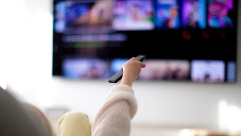 De esta manera podes convertir tu viejo televisor en un Smart TV