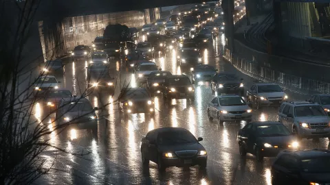 Heavy Rains Create Flooding In Chicago