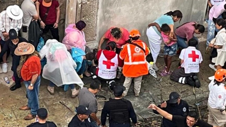 VIDEO: Explosión por pirotencia deja varios heridos durante desfile en Oaxaca