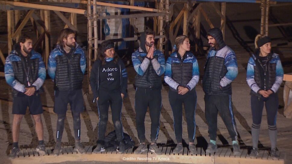 Resistiré equipo azul
