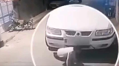 Niño atropellado en Irán.png