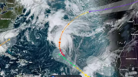 El Huracán Kirk es categoría 3 y esta es su TRAYECTORIA