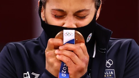 tokyo_2020_que_material_medallas_olimpicas