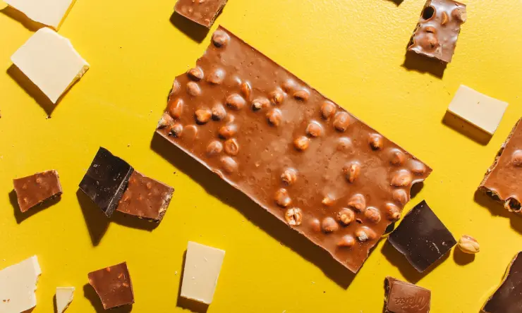 Comer chocolate