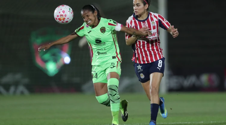 Bravas y Chivas empataron