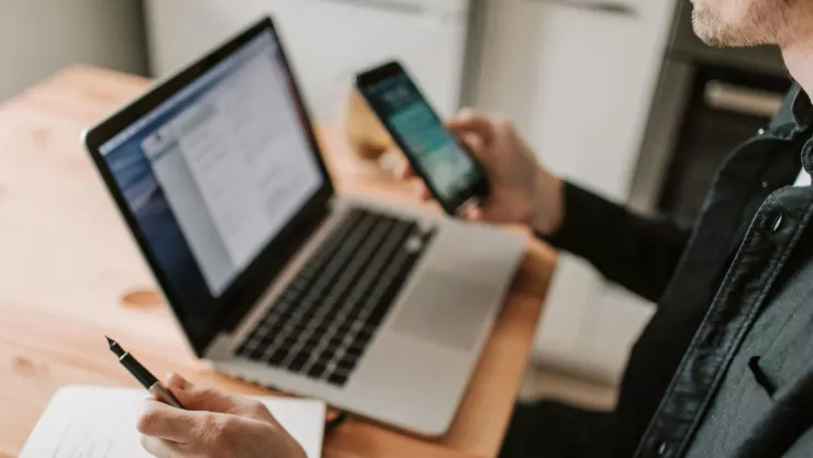 ¿Qué hacer para activar las notificaciones de seguridad en WhatsApp?