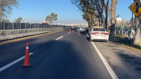 Accidente causa caos en la carretera Los Reyes-Zacatepec en Tlaxcala hoy: Hay cierre de carriles
