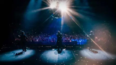 PORTADA reik en Mérida concierto gratis.jpg